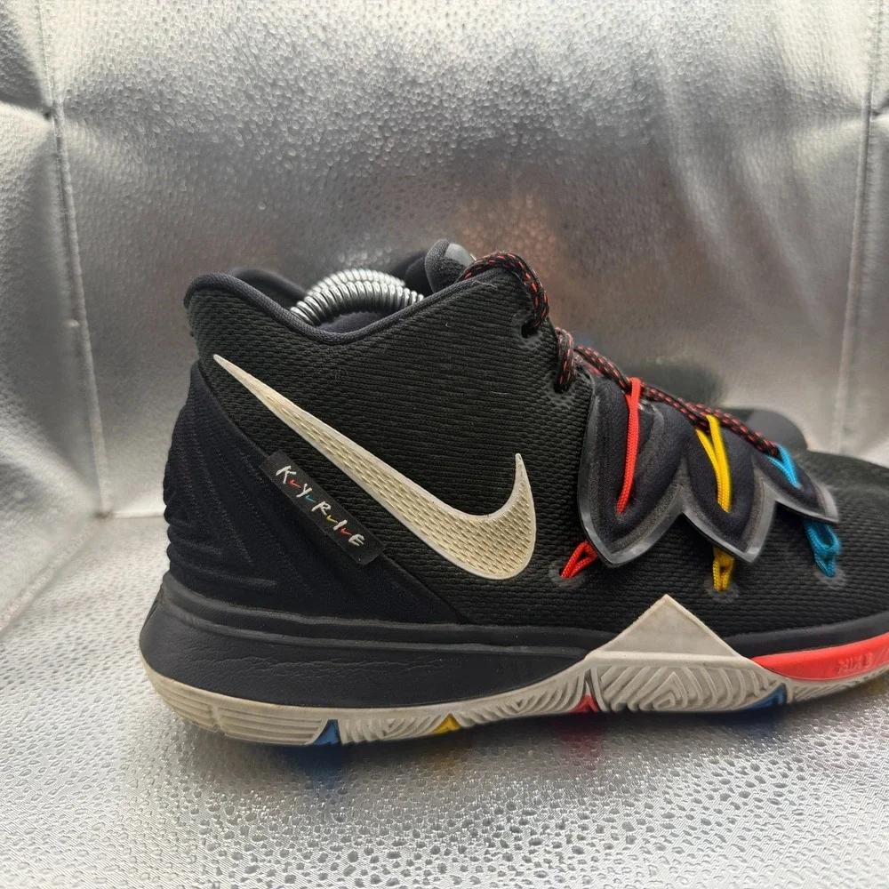 Size 7Y Nike Kyrie 5 (GS) Friends Black White Boys Basketball Sneaker AQ2456-006